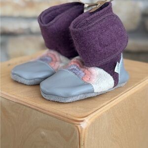 Nook Purple and Gray Handmade Felted Wool and Leather Toddler Booties NWT 8.5